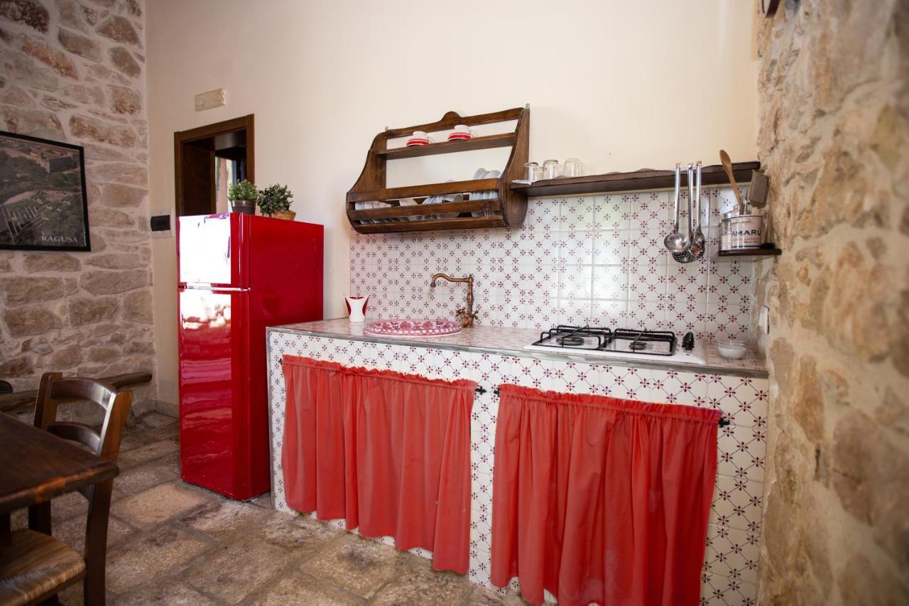 Homidoo Carrubo Apartment Santa Croce Camerina Ngoại thất bức ảnh